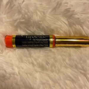 Samon LipSense New & sealed.